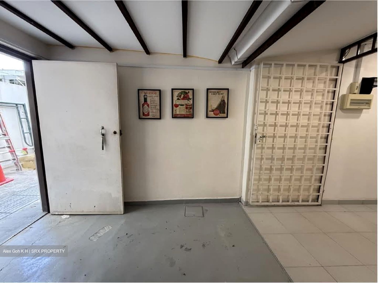 Crane Road (D15), Terrace #549137301